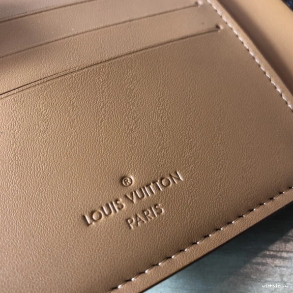 WIS MULTIPLE LOUIS VUITTON WALLET 0811